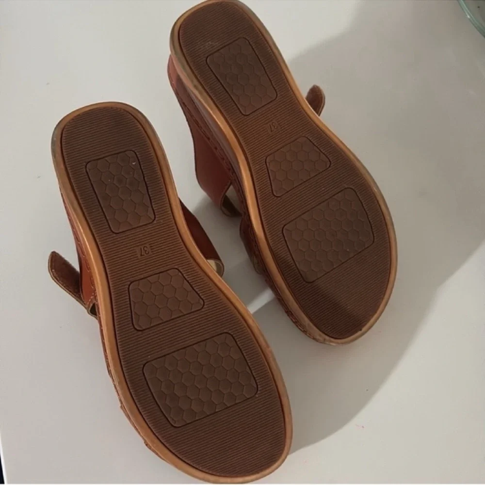 Ortho Roman Cushion Sandals - Brown Like new worn once - Picture 4 of 4